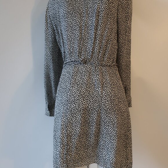 Women L'Agence Diego White Black Heart Print Long Sleeve Silk Faux Wrap Dress 8 - Picture 12 of 14